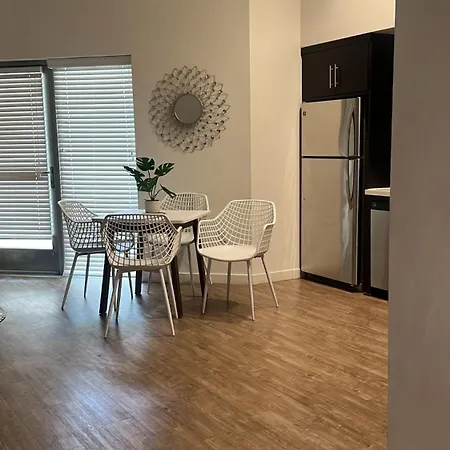Exceptional Loft Free Parking And Wifi-3